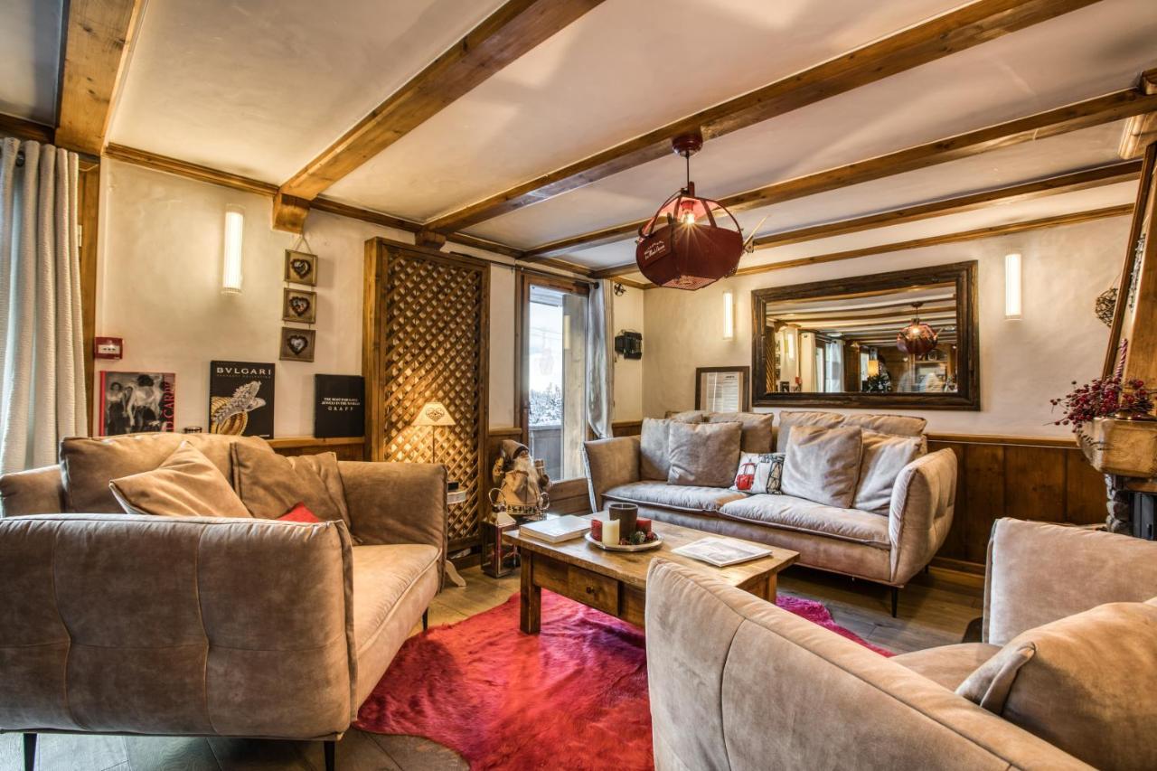Les Monts Charvin Hotel Корчевел Екстериор снимка