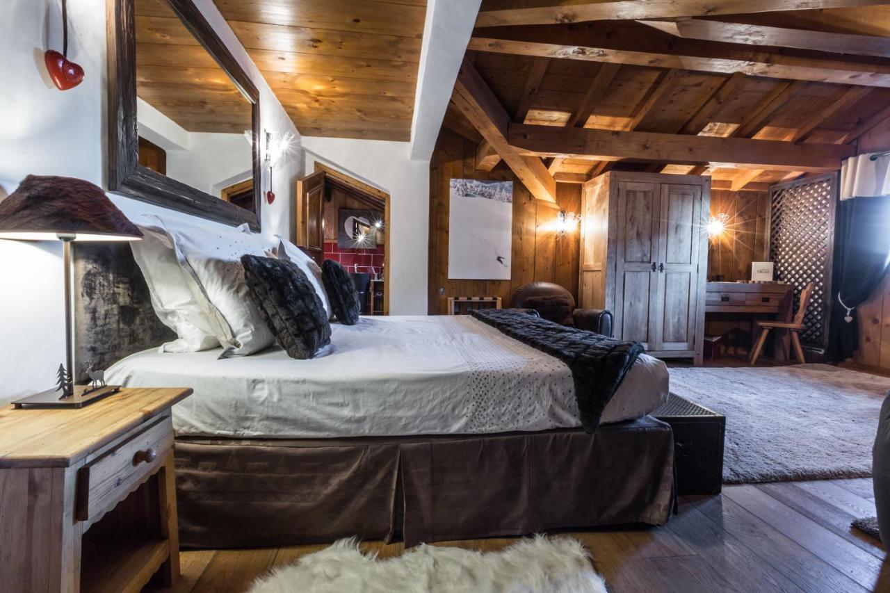 Les Monts Charvin Hotel Корчевел Екстериор снимка