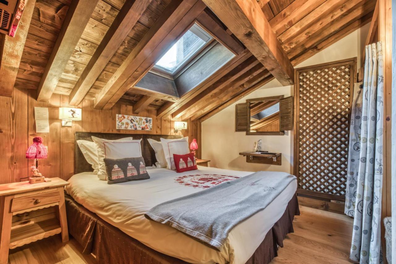 Les Monts Charvin Hotel Корчевел Екстериор снимка